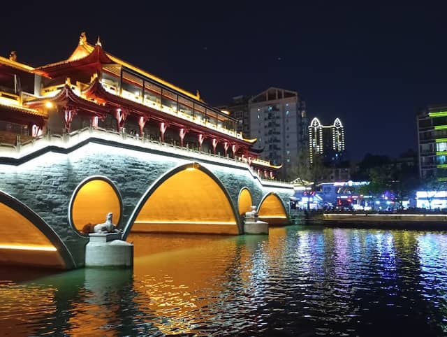 Chengdu East Gate Chengqiang Relic Site - Image 1
