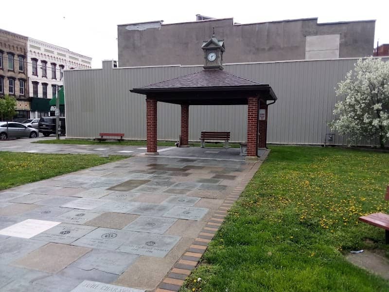 Waverly Village Park - Image 1