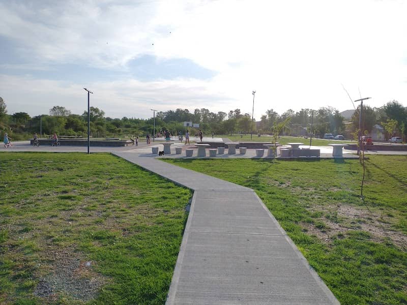 urbano Juana Koslay Park - Image 1