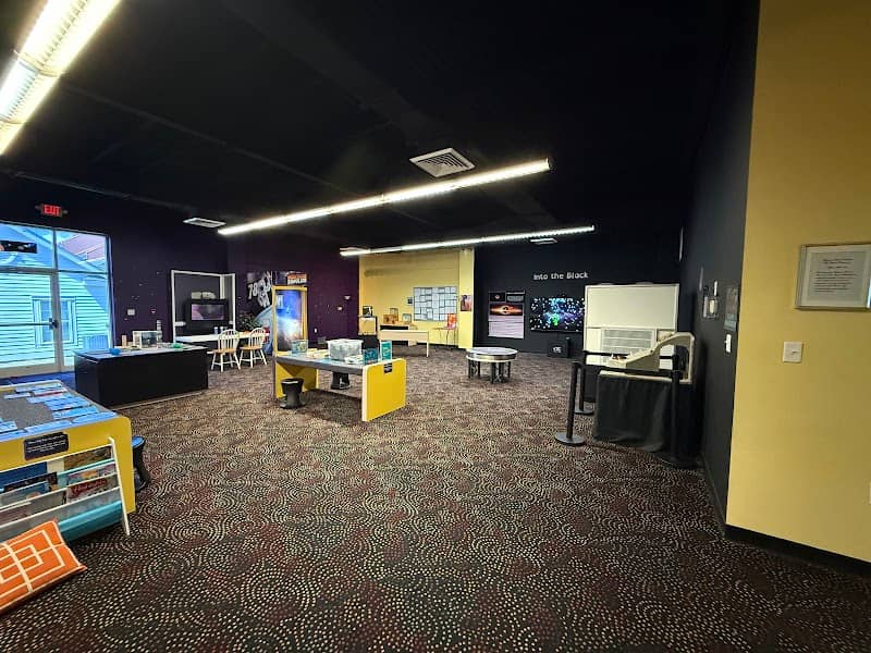 Ingram Planetarium - Image 3