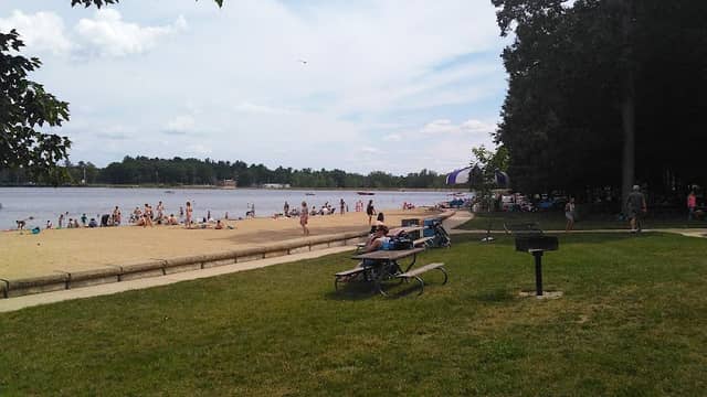 Sanford Lake Park - Image 2