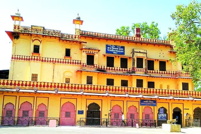 Brij Vilas Palace Government Museum - Image 1