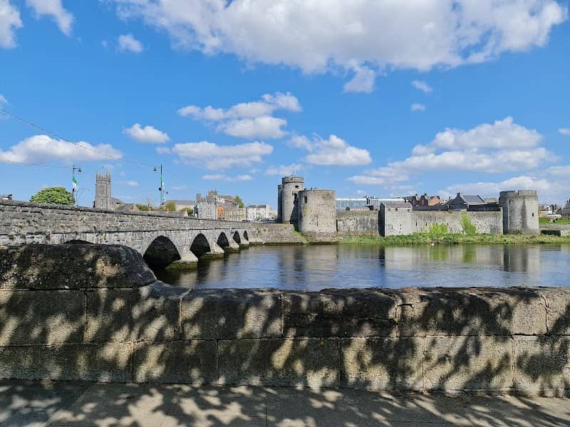 Thomond Bridge - Image 1