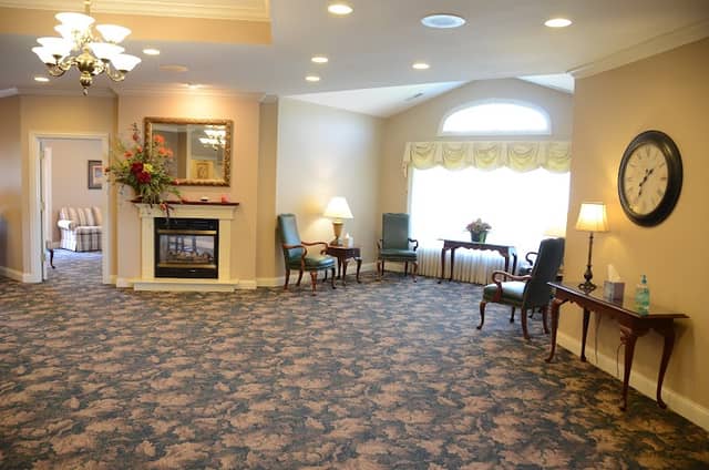 Mason-White Funeral Home - Image 1