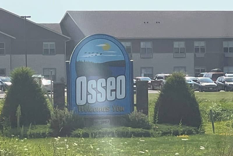 Osseo welcome sign - Image 1