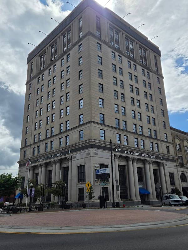 Broadway Square - Image 2