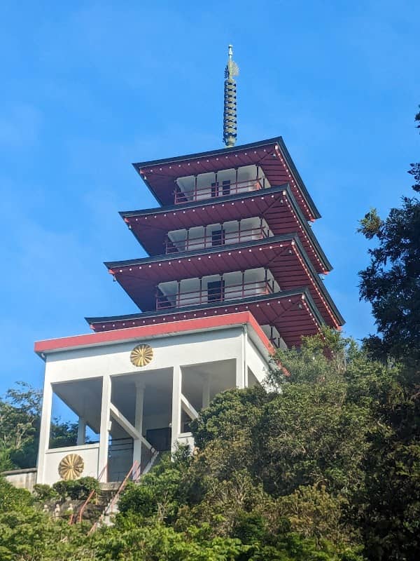 Shirahama Kinkakuji Temple - Image 2