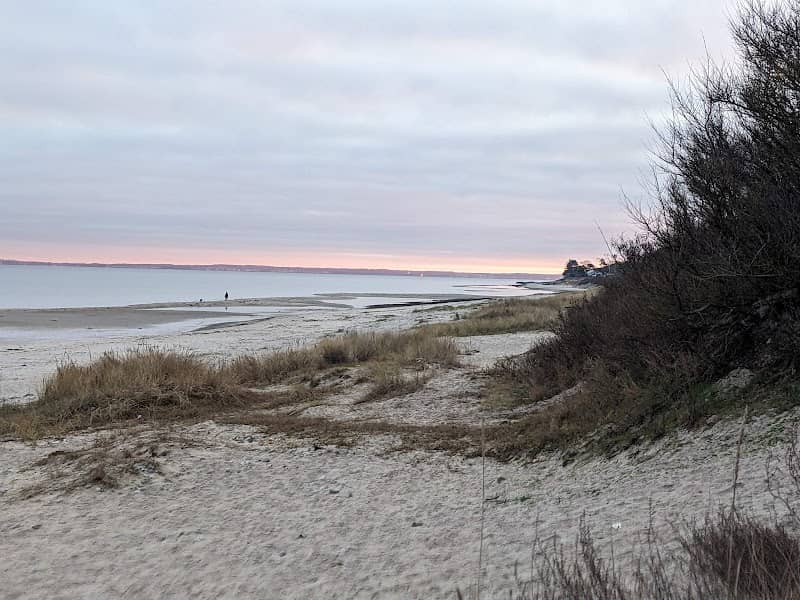 Dronningmølle Strand parkering - Image 1
