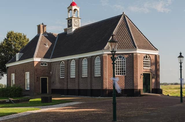 Middelbuurt - Image 1