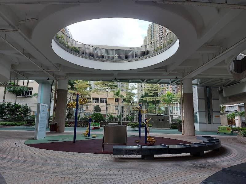 Tong Ming Street Park - Image 3