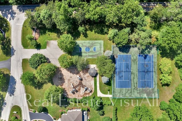 Brighton Oaks Park - Image 1