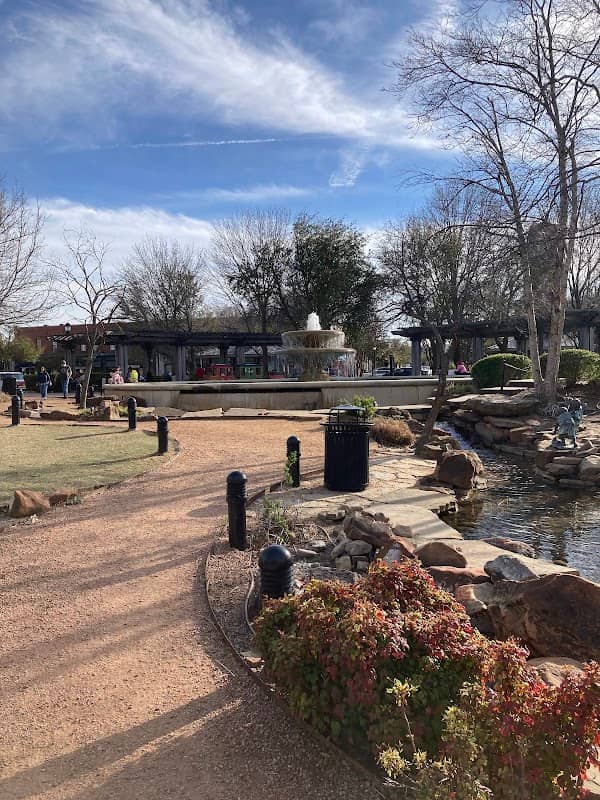 Town Square Boulevard Park - Image 2