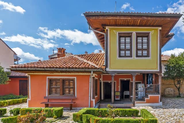 Tuteva House - Image 1