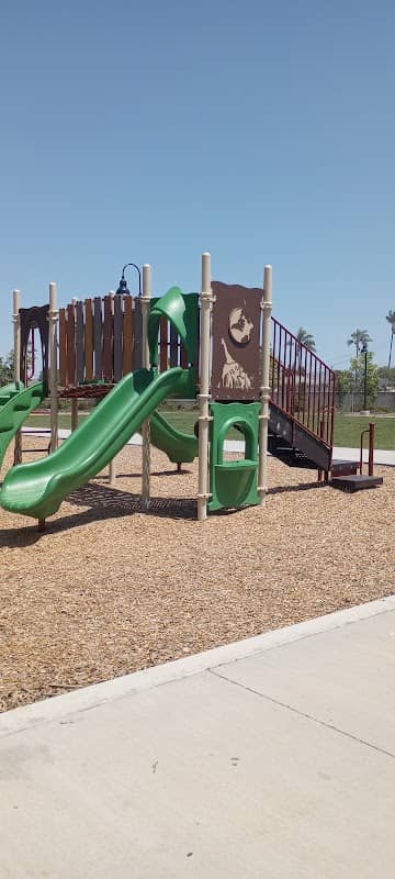 Russell Park - Image 2
