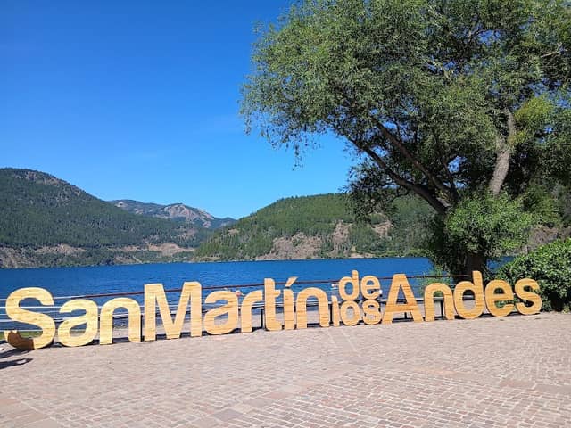 Cartel San Martín de los Andes - Image 1