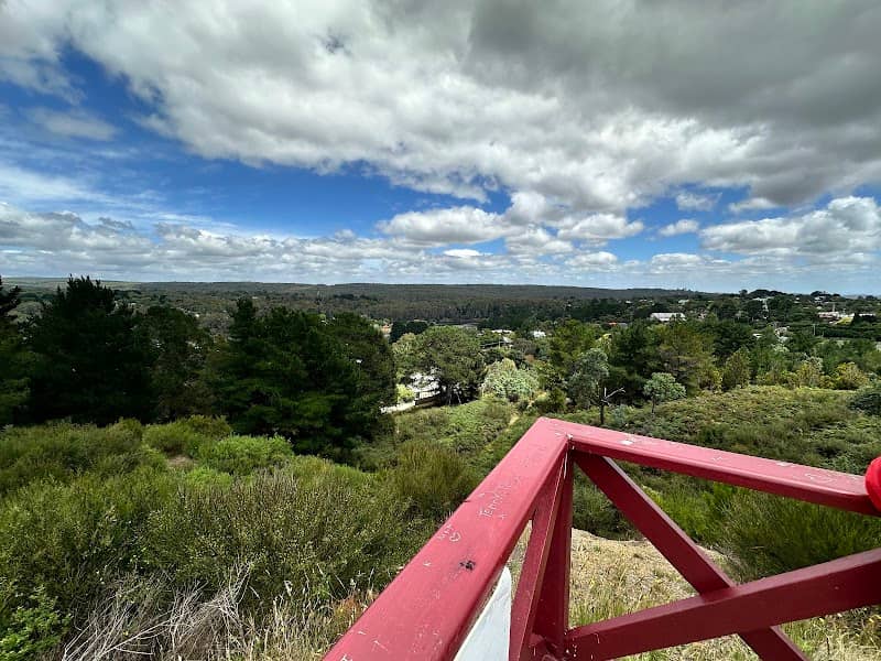 Thomas' Lookout - Image 1