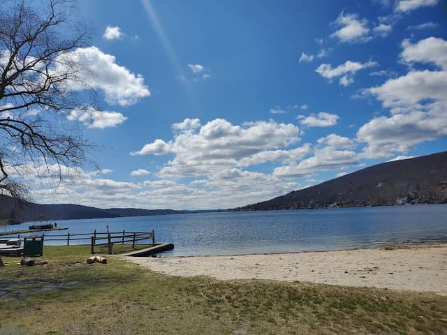 Thomas P. Morahan Waterfront Park - Image 5