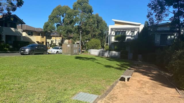 Peden Park - Image 1