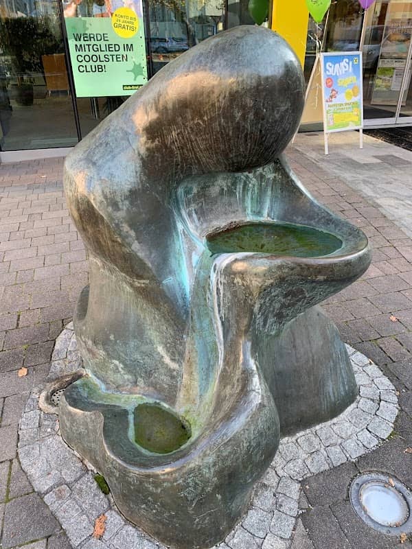 Raiffeisen-Brunnen - Image 1