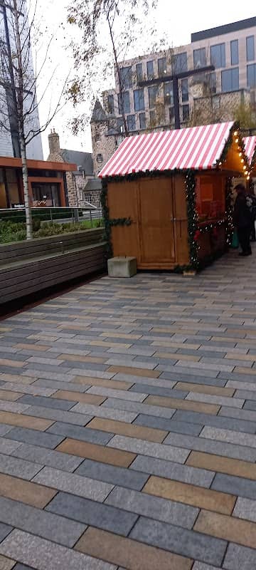 St Nicholas Square - Image 1