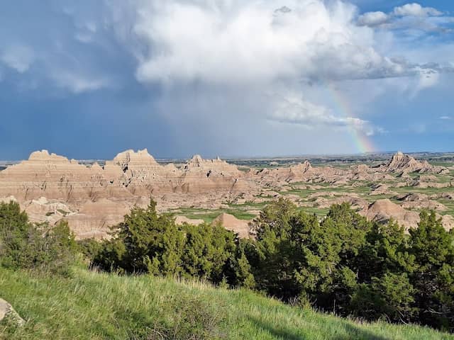 Cliff Shelf Trail - Image 2