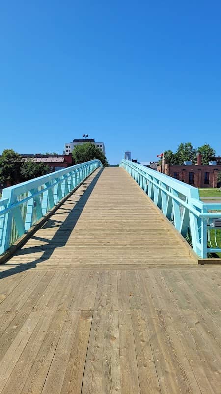 Carleton Street River Lookout - Image 2