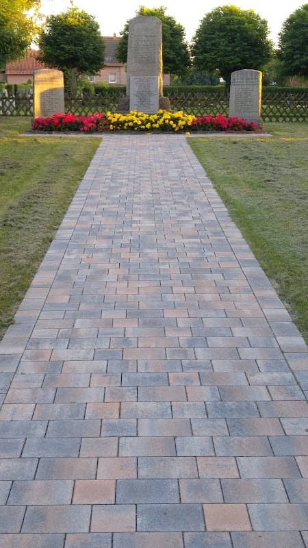 Adersheim Denkmal - Image 1