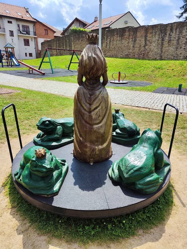 Žabí princ - drevený kolotoč - Image 1