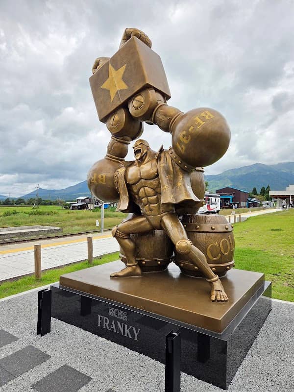 Franky Statue - Image 1