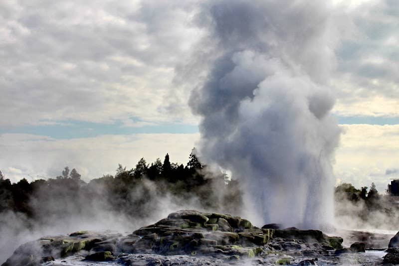 Geothermal Valley Te Puia - Image 2