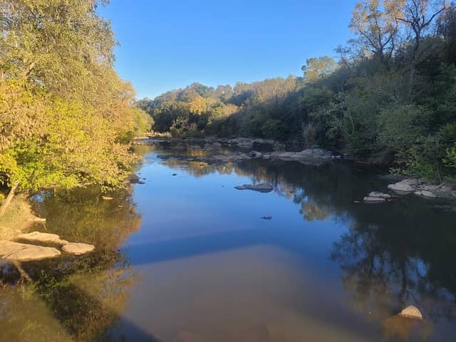 Riverside Park - Image 1