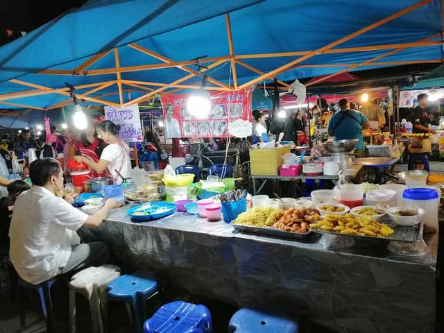 Sangkhla Buri Walking Street - Image 2