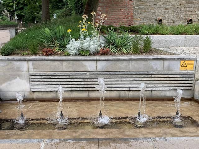 Kirchplatzbrunnen - Image 1