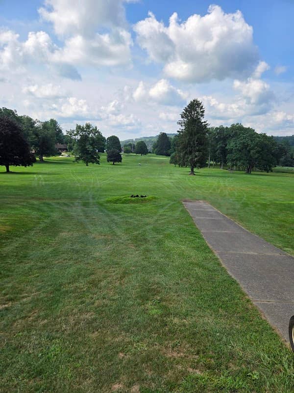 Foxburg Country Club - Image 1