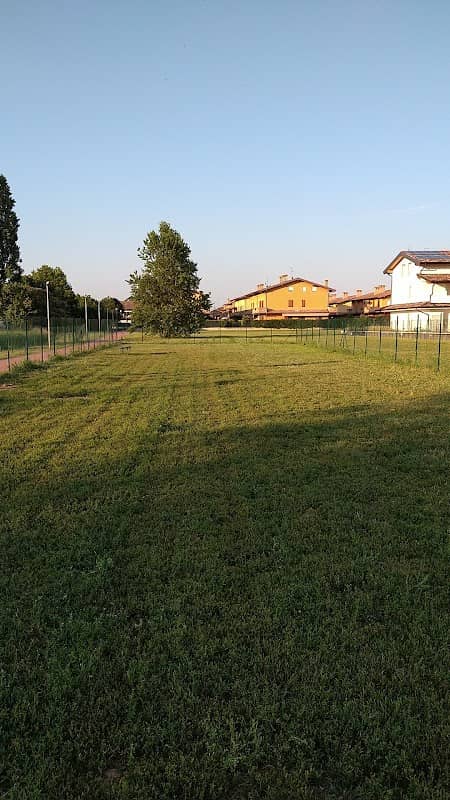 Area di sgambamento per cani - Image 1