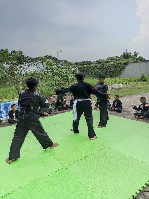 Kampung bebek dan telur asin - Image 1