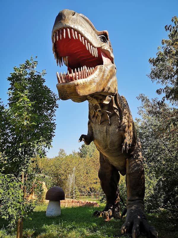 Dino Park - Image 1