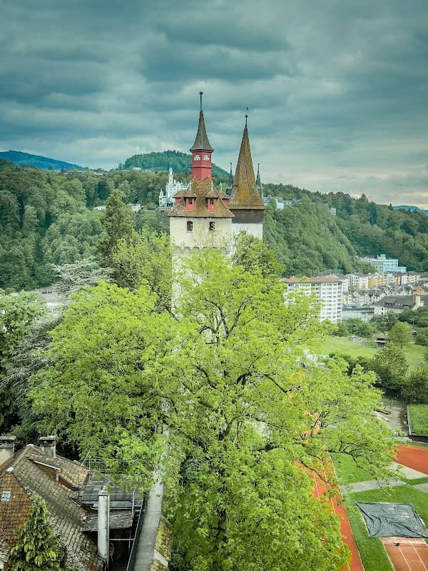 Luegislandturm - Image 1