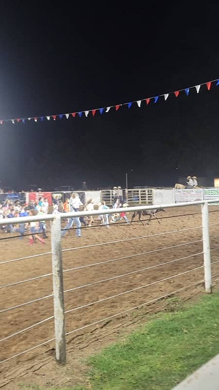 Mustang Rodeo Arena - Image 2