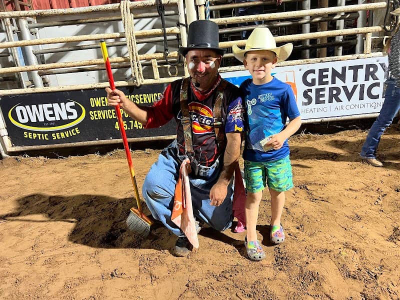 Mustang Rodeo Arena - Image 1