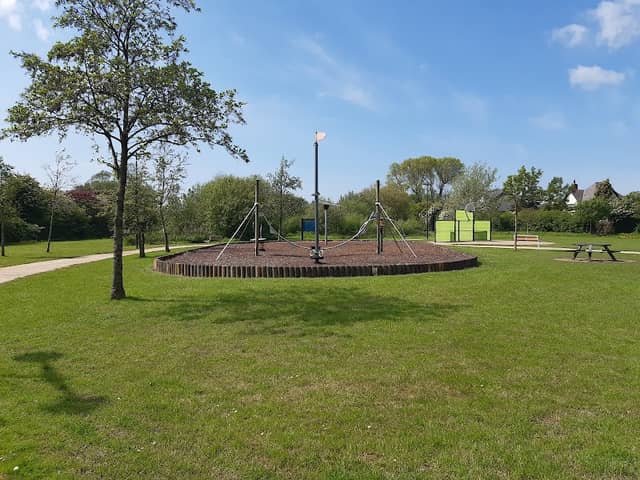 Hawthorne Park - Image 1