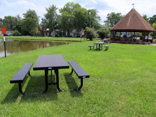 Rose Sortor Park - Image 2