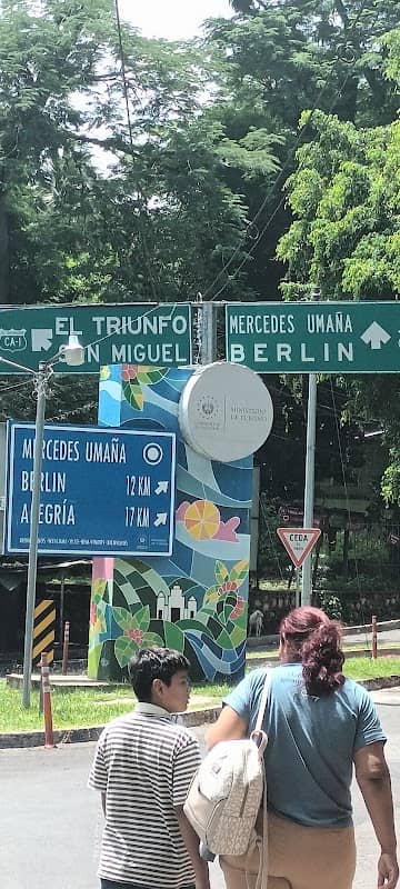 Desvío de Mercedes Umaña - Image 1
