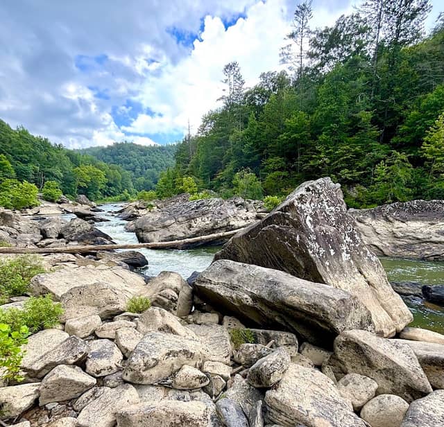 Angel Falls Overlook Trail - Image 2