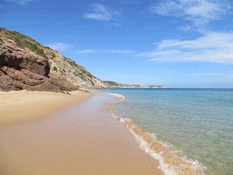 Praia da Andorinha - Image 1