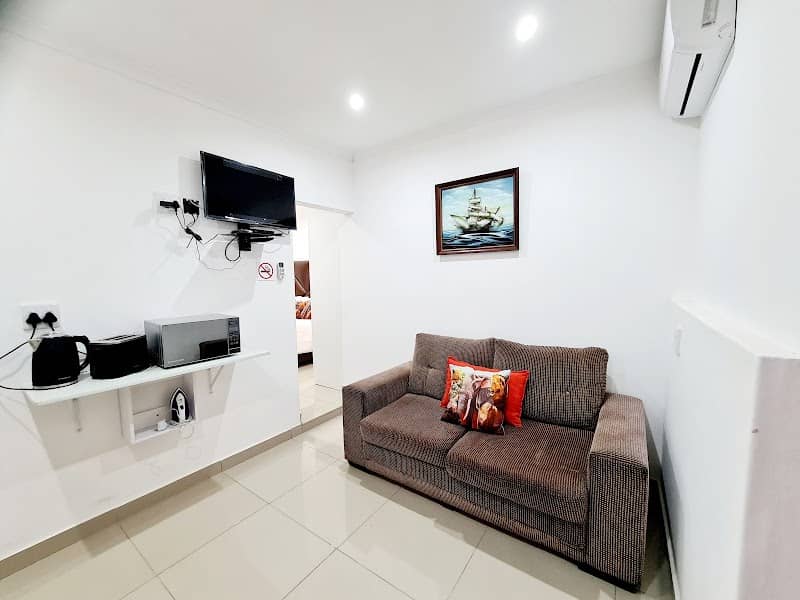 Oyster Guest House - Image 1