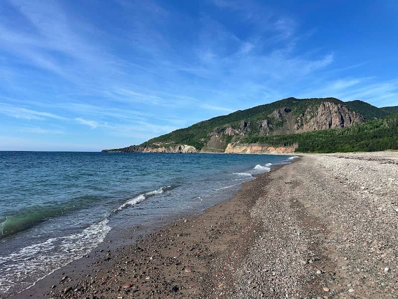Petit Étang beach - Image 1
