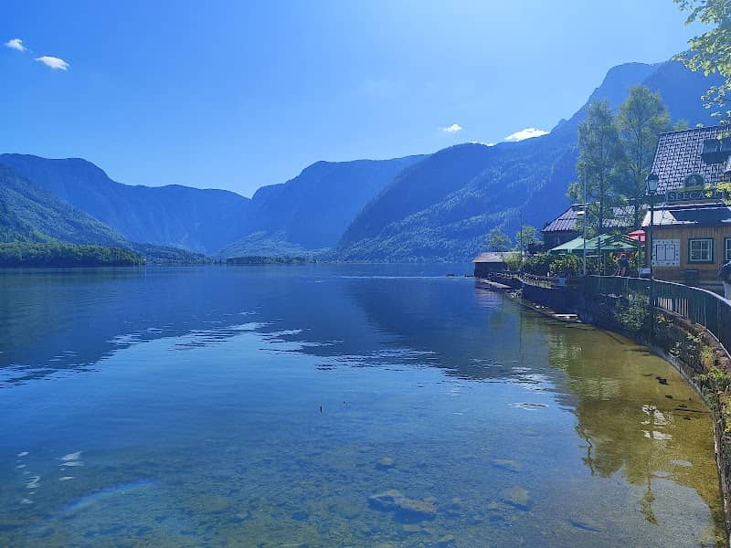 Hallstatt boathouses - Image 2