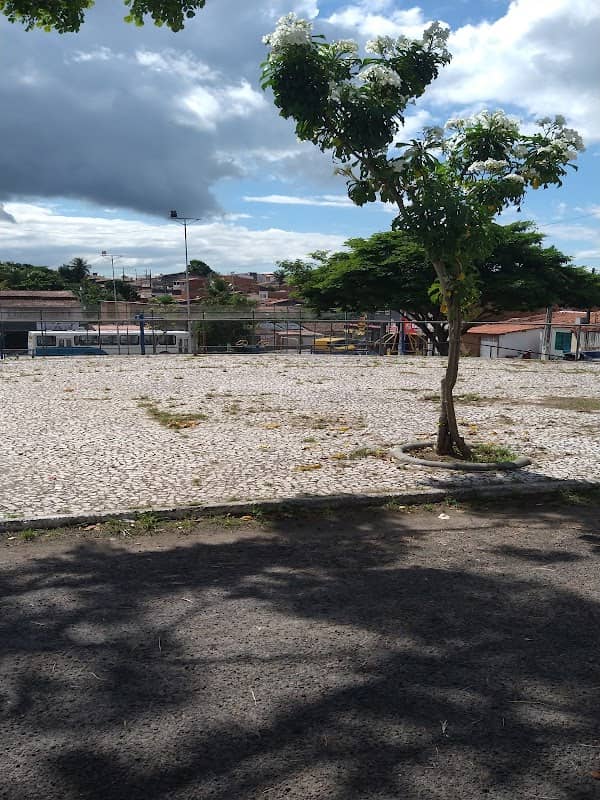 Praça Santo Antônio Dos Prazeres - Image 1