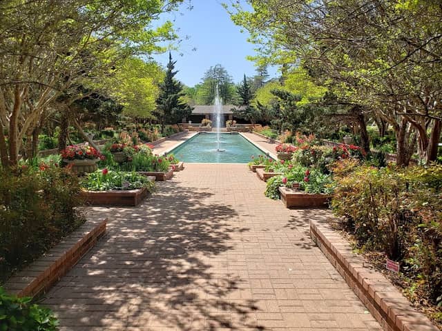 Clark Gardens - Image 1